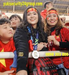 Dàn bạn gái xinh đẹp chúc mừng các tuyển thủ khi vô địch AFF Cup